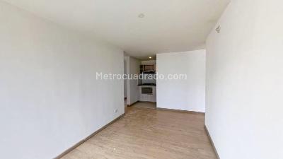 Apartamento de 3 alcobas en venta en Buenos Aires, Bogotá, 84 m² · foto 2 de 15