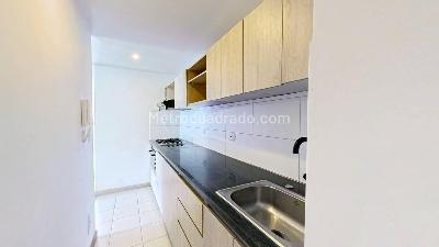 Apartamento de 3 alcobas en venta en Buenos Aires, Bogotá, 84 m² · foto 3 de 15