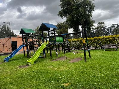 Apartamento en venta en Campo Alegre, Bogotá · foto 19 de 20
