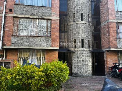 Apartamento en venta en Rincon De Santa Ines, Bogotá · foto 11 de 13