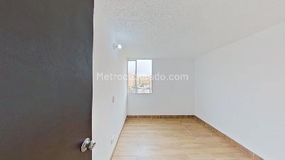 Apartamento de 3 alcobas en venta en Cr La Esperanza Et I, Soacha, 55 m² · foto 5 de 10
