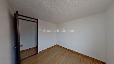Apartamento de 3 alcobas en venta en Cr La Esperanza Et I, Soacha, 55 m² · foto 8 de 10