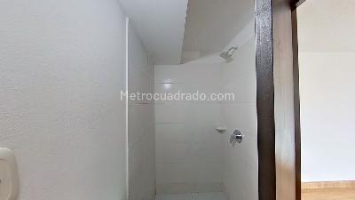 Apartamento de 3 alcobas en venta en Cr La Esperanza Et I, Soacha, 55 m² · foto 9 de 10