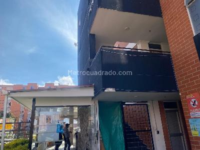 Apartamento de 3 alcobas en venta en Cr La Grandeza Et Iii, Soacha, 50 m² · foto 10 de 17
