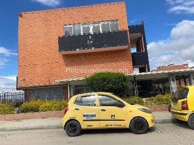 Apartamento de 3 alcobas en venta en Cr La Grandeza Et Iii, Soacha, 50 m² · foto 15 de 17