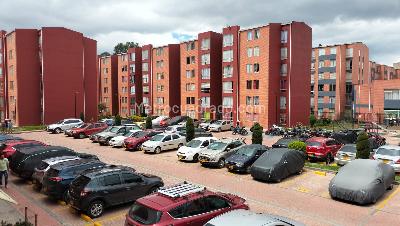 Apartamento de 3 alcobas en venta en Cr Almendro, Soacha, 51 m² · foto 7 de 19