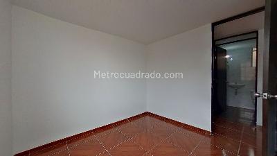 Apartamento de 3 alcobas en venta en Cr La Grandeza Et Iii, Soacha, 52 m² · foto 6 de 13