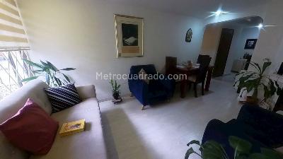Apartamento de 3 alcobas en venta en El Contador, Bogotá, 74 m² · foto 3 de 14