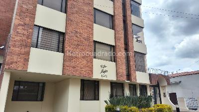 Apartamento de 3 alcobas en venta en El Contador, Bogotá, 74 m² · foto 6 de 14