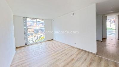 Apartamento de 3 alcobas en venta en Buenos Aires, Bogotá, 84 m² · foto 6 de 15