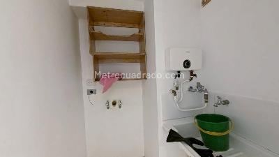 Apartamento de 3 alcobas en venta en Buenos Aires, Bogotá, 84 m² · foto 9 de 15