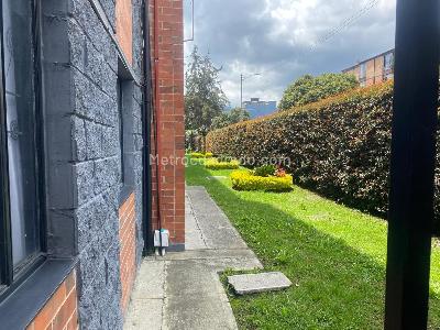 Apartamento en venta en Verbenal, Bogotá · foto 8 de 18