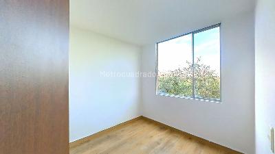 Apartamento de 2 alcobas en venta en Castilla Valladolid, Bogotá, 44 m² · foto 2 de 20