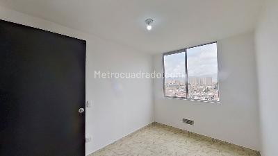 Apartamento en venta en La Laguna Fontibon, Bogotá · foto 7 de 11