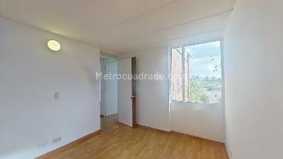 Apartamento de 3 alcobas en venta en Rincon De Santa Ines, Bogotá, 48 m² · foto 6 de 10