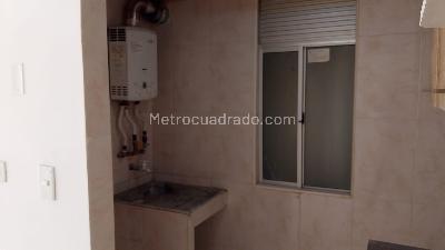 Apartamento de 3 alcobas en venta en Gran Britalia, Bogotá, 42 m² · foto 4 de 10