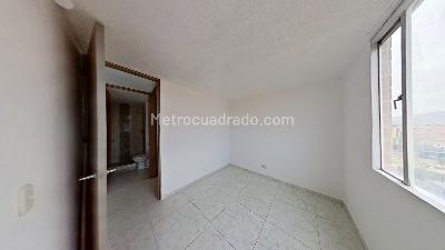 Apartamento en venta en Los Laureles, Bogotá · foto 9 de 10