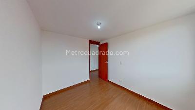 Apartamento de 3 alcobas en venta en Ciudadela El Recreo, Bogotá, 50 m² · foto 2 de 10