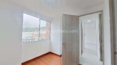 Apartamento de 2 alcobas en venta en Torres De Saira, Bogotá, 37 m² · foto 2 de 10