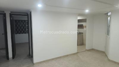 Apartamento de 3 alcobas en venta en Parques De Atahualpa, Bogotá, 45 m² · foto 3 de 10