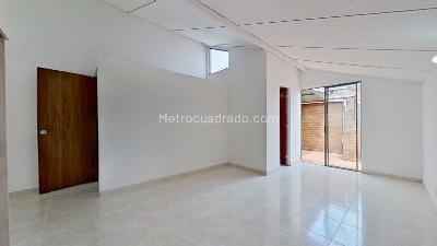 Apartamento de 3 alcobas en venta en La Esperanza Modelia, Bogotá, 76 m² · foto 9 de 20
