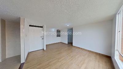 Apartamento de 3 alcobas en venta en Cr La Esperanza Et I, Soacha, 55 m² · foto 6 de 10