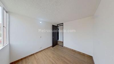 Apartamento de 3 alcobas en venta en Cr La Esperanza Et I, Soacha, 55 m² · foto 7 de 10