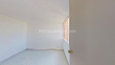 Apartamento de 2 alcobas en venta en Cr La Ilusion Et I, Soacha, 38 m² · foto 3 de 10