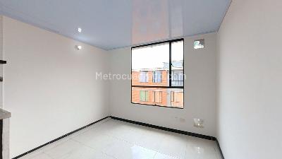 Apartamento de 2 alcobas en venta en Cr Linaria, Soacha, 38 m² · foto 4 de 10