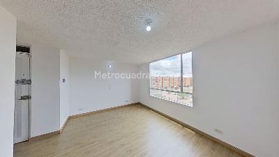 Apartamento de 3 alcobas en venta en Br Loma Linda, Soacha, 52 m² · foto 6 de 12