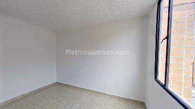 Apartamento de 3 alcobas en venta en Parque Campestre, Soacha, 57 m² · foto 2 de 10