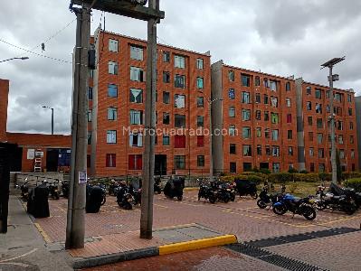 Apartamento de 2 alcobas en venta en La Capilla, Soacha, 30 m² · foto 2 de 10