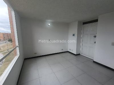 Apartamento de 3 alcobas en venta en Br Loma Linda, Soacha, 50 m² · foto 10 de 10