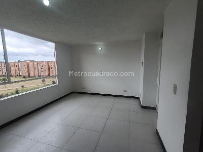 Apartamento de 3 alcobas en venta en Br Loma Linda, Soacha, 50 m² · foto 5 de 10