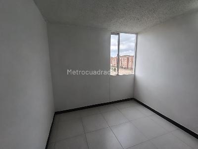 Apartamento de 3 alcobas en venta en Br Loma Linda, Soacha, 50 m² · foto 8 de 10