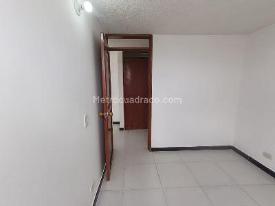 Apartamento de 3 alcobas en venta en Br Loma Linda, Soacha, 50 m² · foto 9 de 10
