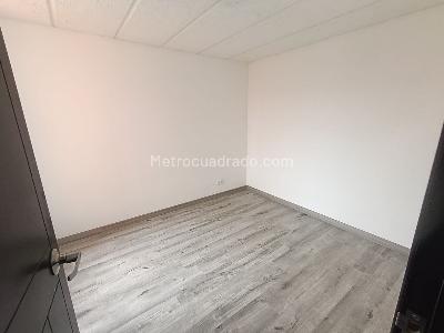 Apartamento de 2 alcobas en venta en Centro Comercial Prado Verde, Soacha, 41 m² · foto 8 de 10