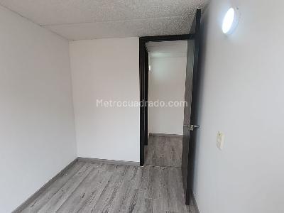 Apartamento de 2 alcobas en venta en Centro Comercial Prado Verde, Soacha, 41 m² · foto 9 de 10