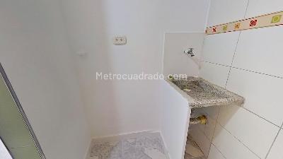 Apartamento de 2 alcobas en venta en Cr Frailejon Et Ii, Soacha, 45 m² · foto 2 de 10