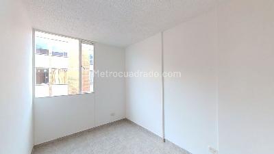 Apartamento de 3 alcobas en venta en Cr La Grandeza Et Iii, Soacha, 52 m² · foto 2 de 10