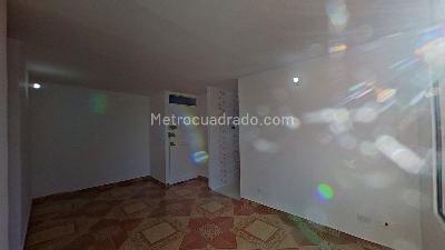 Apartamento de 3 alcobas en venta en Eugenio Diaz Castro, Soacha, 40 m² · foto 4 de 14