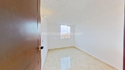 Apartamento de 3 alcobas en venta en Cr La Fortuna Et I, Soacha, 47 m² · foto 2 de 18