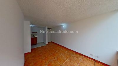 Apartamento de 2 alcobas en venta en Cr Frailejon Et I, Soacha, 45 m² · foto 4 de 10