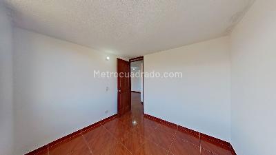 Apartamento de 2 alcobas en venta en Cr Abedul, Soacha, 41 m² · foto 2 de 10