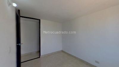 Apartamento de 3 alcobas en venta en Cr Torrentes, Soacha, 52 m² · foto 3 de 14