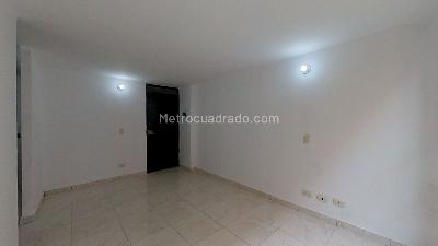 Apartamento de 2 alcobas en venta en Parque Campestre, Soacha, 39 m² · foto 2 de 19
