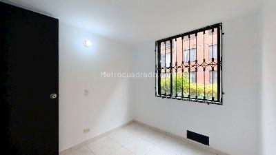 Apartamento de 2 alcobas en venta en Parque Campestre, Soacha, 39 m² · foto 8 de 19
