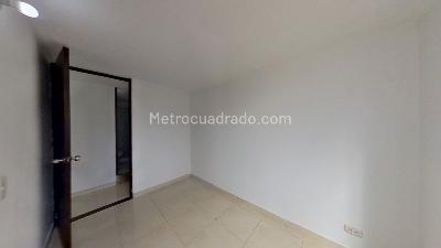 Apartamento de 3 alcobas en venta en Cr Torrentes, Soacha, 52 m² · foto 4 de 10