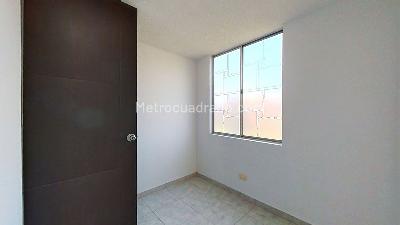 Apartamento de 3 alcobas en venta en Valle De Lili Piedragrande, Cali, 55 m² · foto 7 de 10
