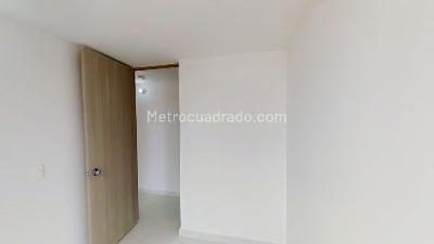 Apartamento de 3 alcobas en venta en Cuatro Esquinas, Rionegro, 51 m² · foto 2 de 10